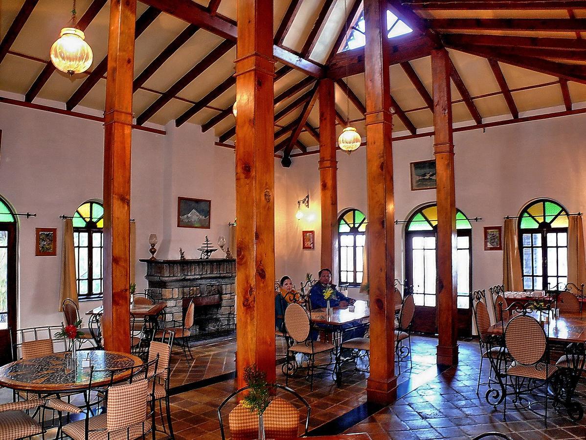 Ayurvaid Kalmatia Hotel Almora Buitenkant foto