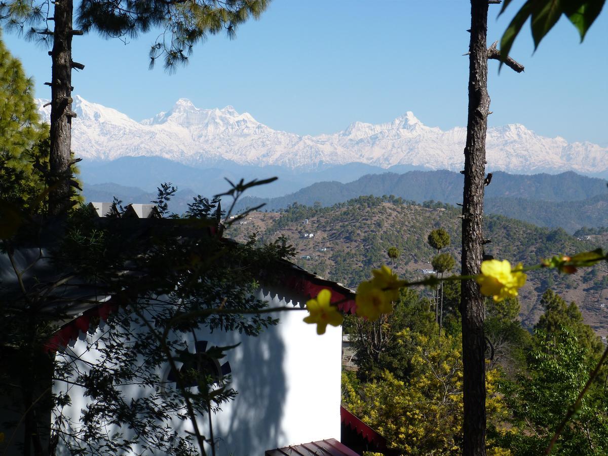 Ayurvaid Kalmatia Hotel Almora Buitenkant foto