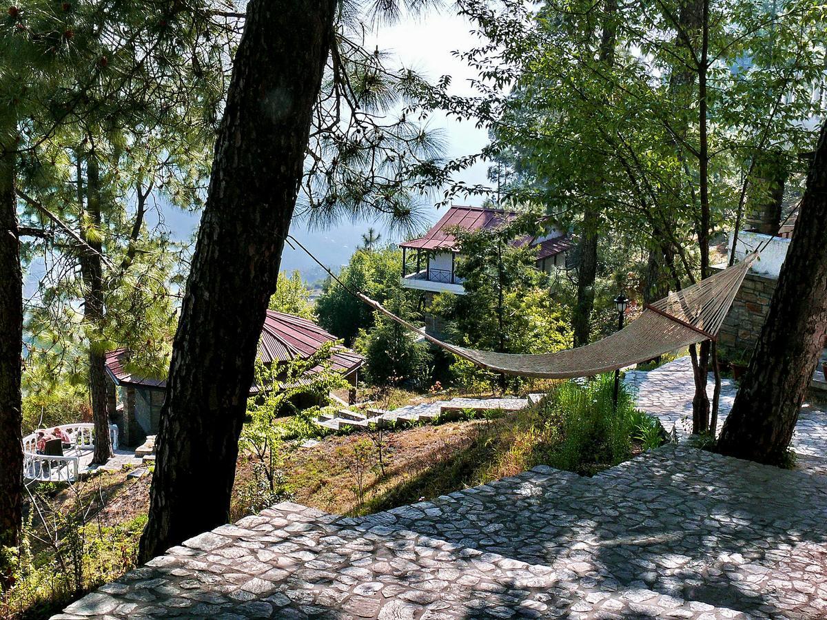 Ayurvaid Kalmatia Hotel Almora Buitenkant foto